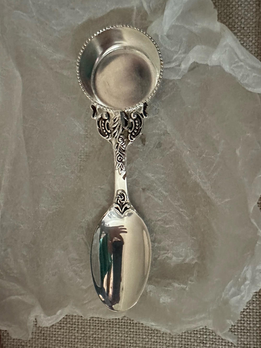 Godinger "20th Century Baroque" silver-plated coffee scoop w/ornate handle. NWOT